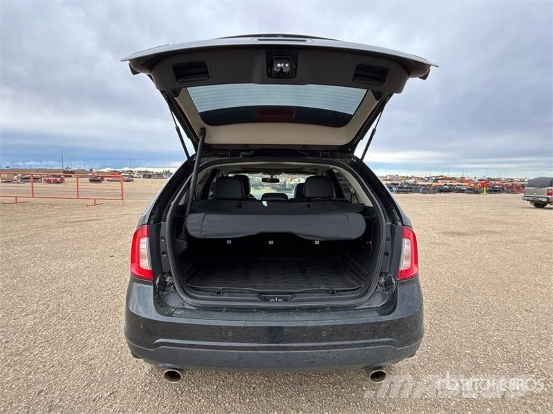 Ford Edge AWD SUV Personbiler