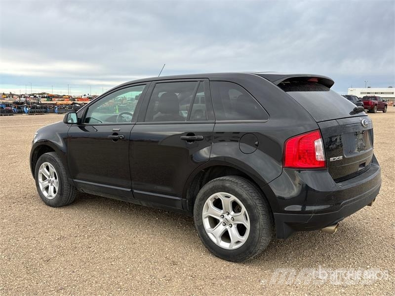 Ford Edge AWD SUV Personbiler