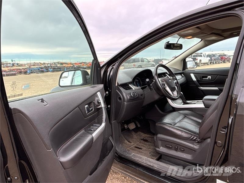 Ford Edge AWD SUV Personbiler