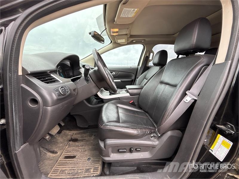 Ford Edge AWD SUV Personbiler