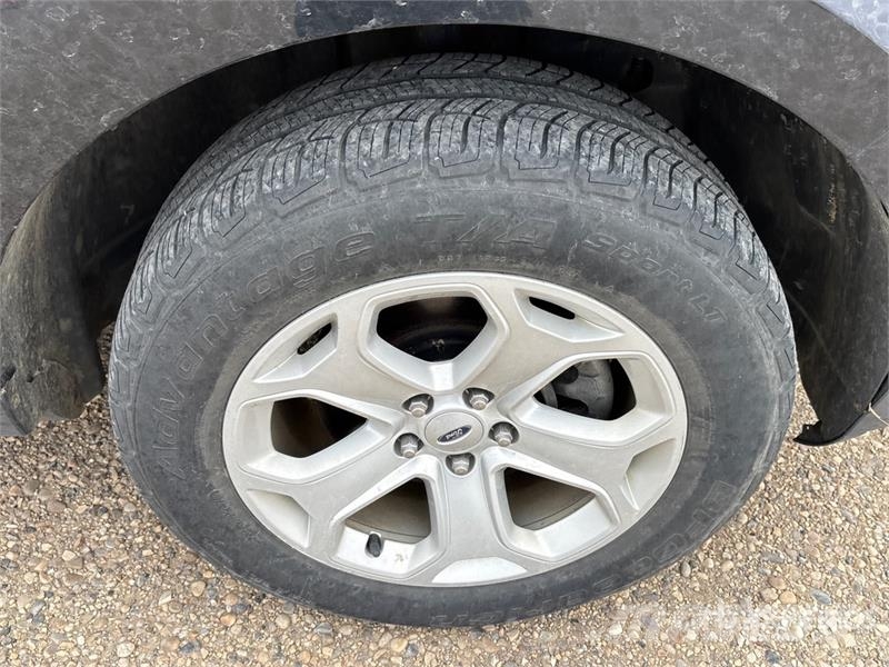 Ford Edge AWD SUV Personbiler