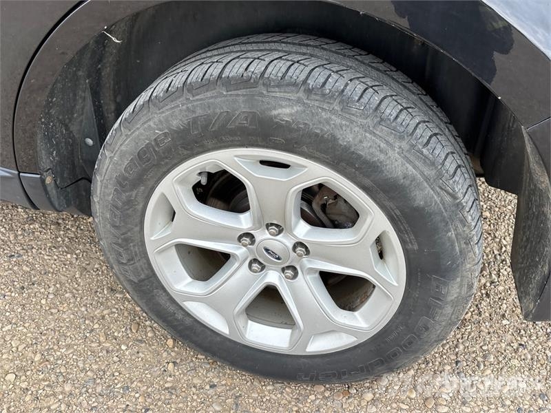 Ford Edge AWD SUV Personbiler