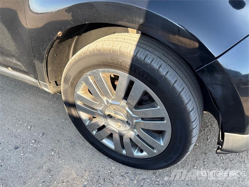 Ford Edge Limited AWD SUV Voiture