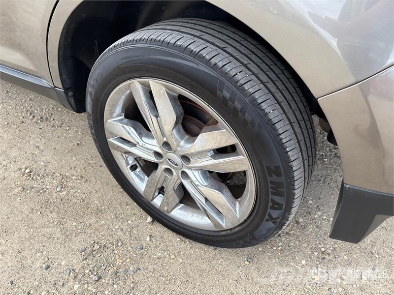 Ford Edge SEL AWD SUV 자동차
