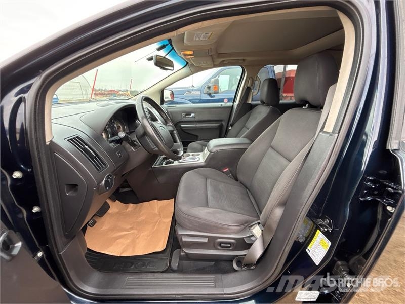 Ford Edge SEL AWD SUV سيارات