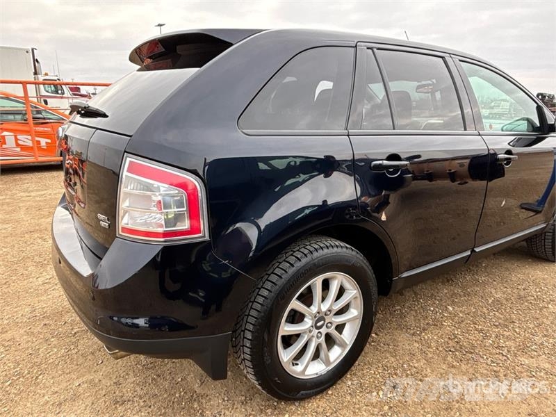 Ford Edge SEL AWD SUV سيارات