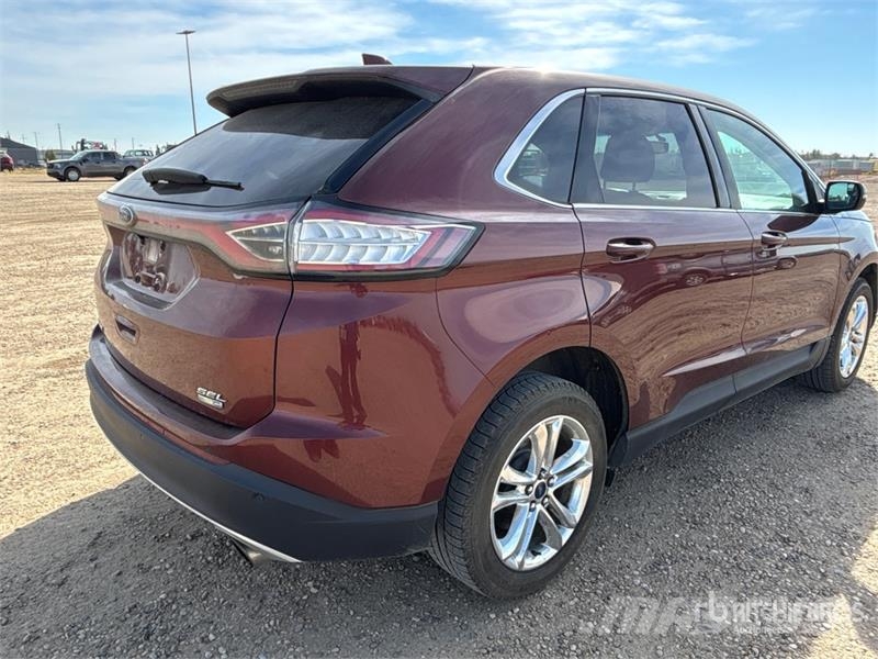 Ford Edge SEL AWD SUV Avtomobili