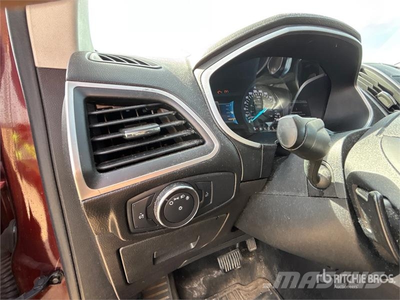 Ford Edge SEL AWD SUV Avtomobili