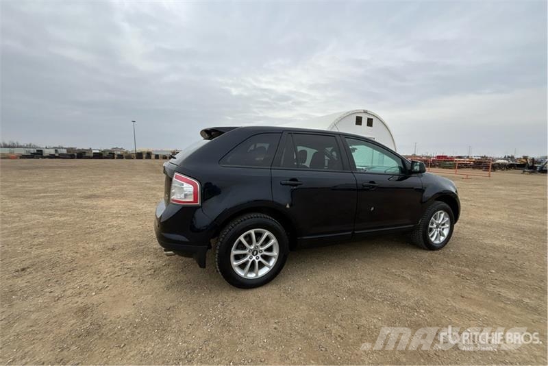 Ford Edge SEL AWD SUV سيارات