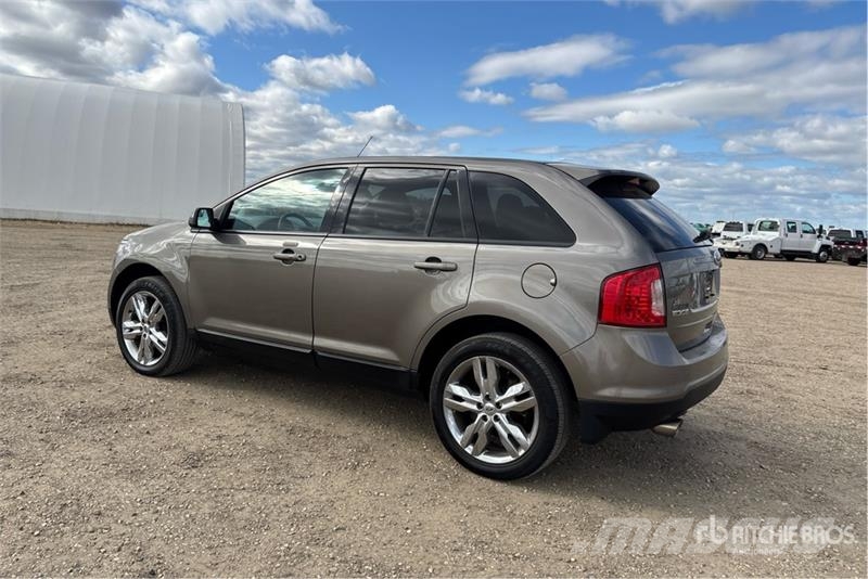 Ford Edge SEL AWD SUV 자동차