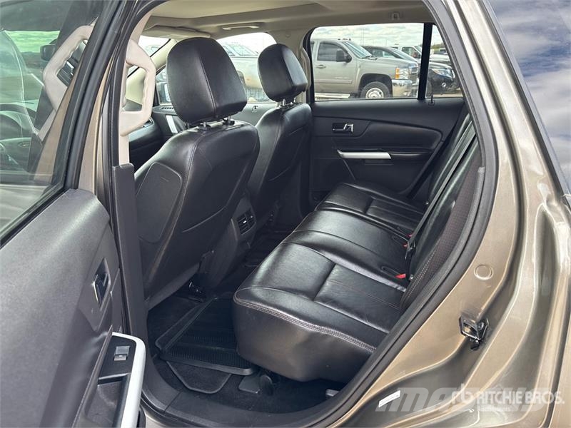 Ford Edge SEL AWD SUV 자동차