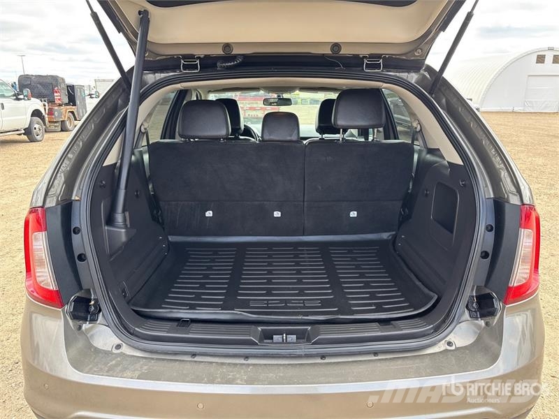 Ford Edge SEL AWD SUV 자동차