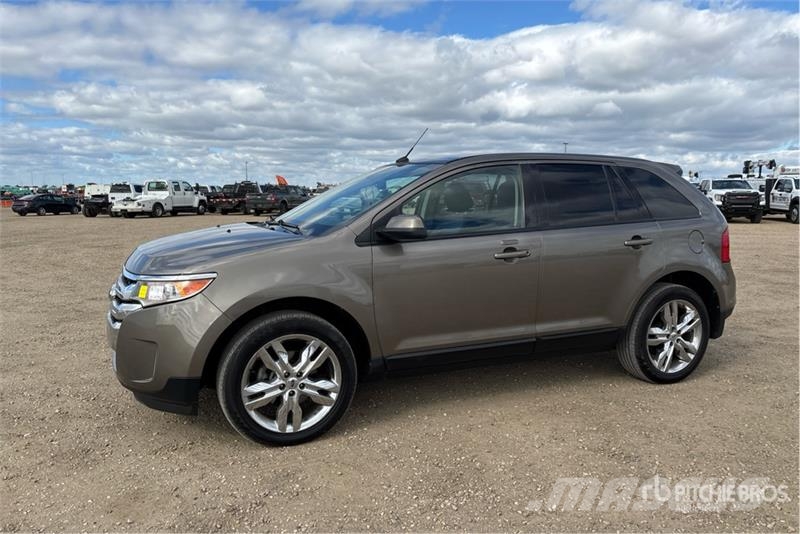 Ford Edge SEL AWD SUV 자동차
