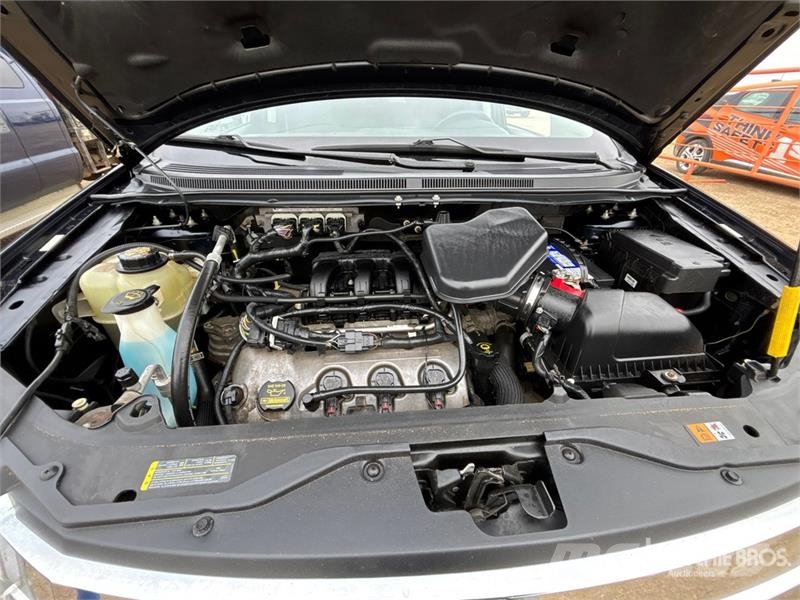 Ford Edge SEL AWD SUV سيارات