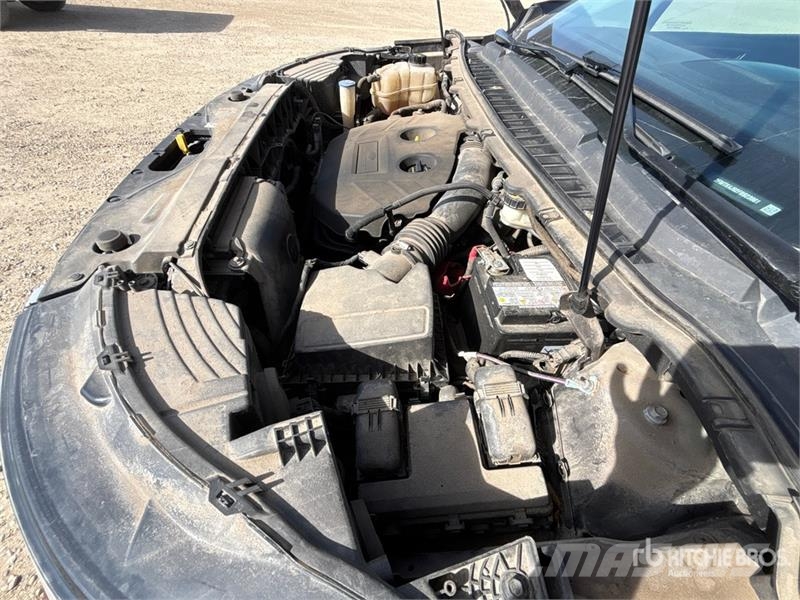 Ford Edge SEL AWD SUV Avtomobili