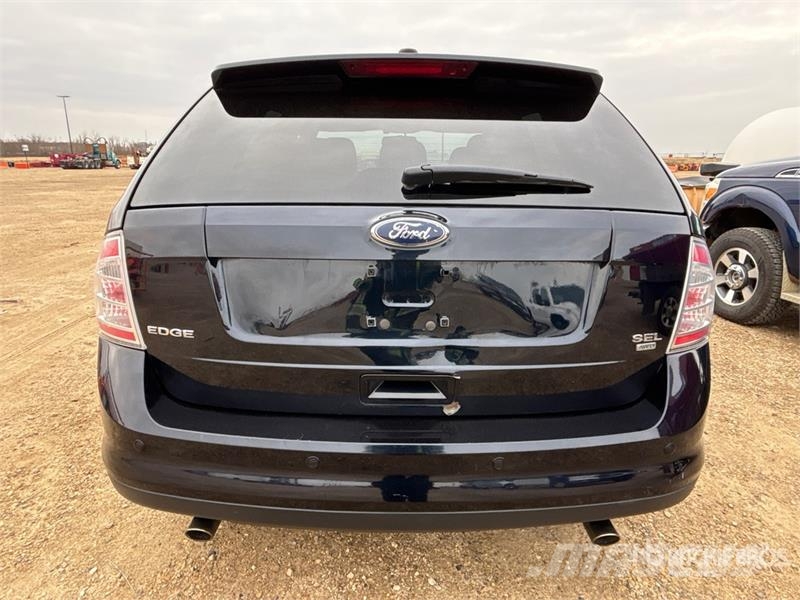 Ford Edge SEL AWD SUV سيارات