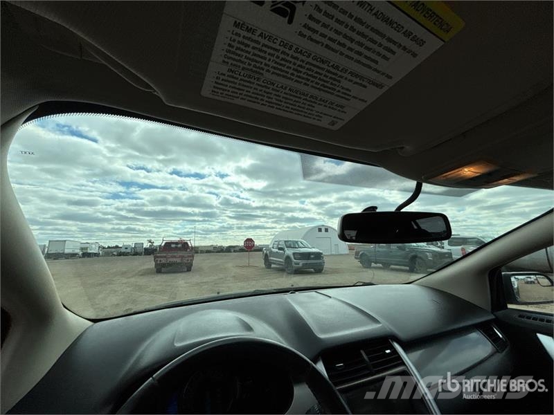 Ford Edge SEL AWD SUV 자동차