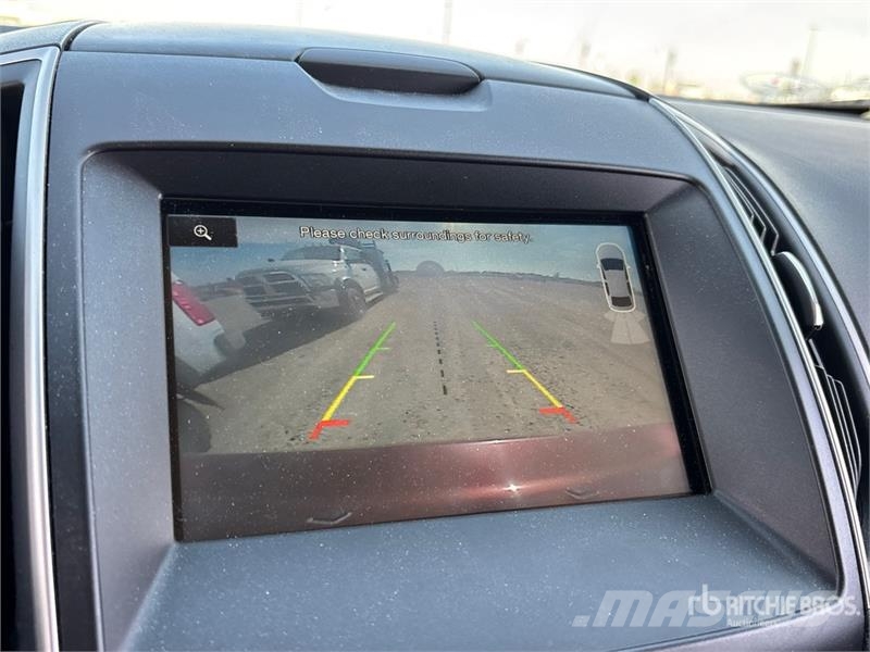 Ford Edge SEL AWD SUV Avtomobili