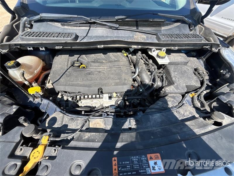 Ford Escape Automašīnas