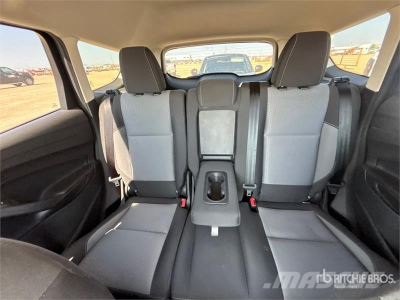 Ford Escape Automašīnas