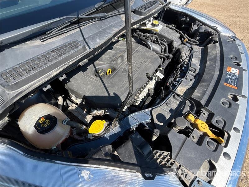 Ford Escape Automašīnas