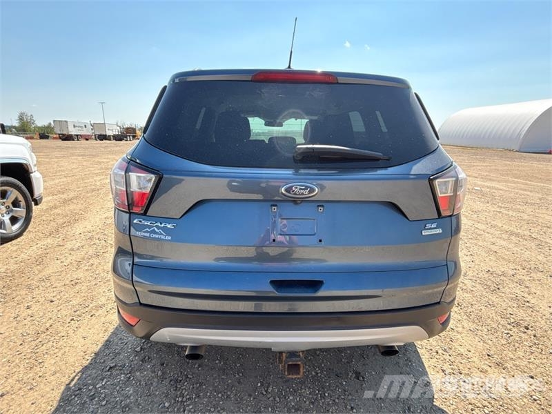 Ford Escape Automašīnas