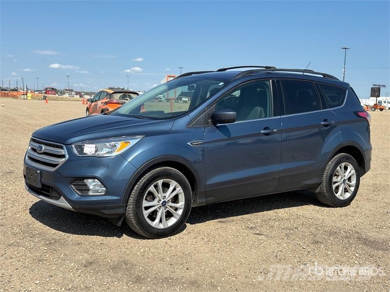 Ford Escape Automašīnas