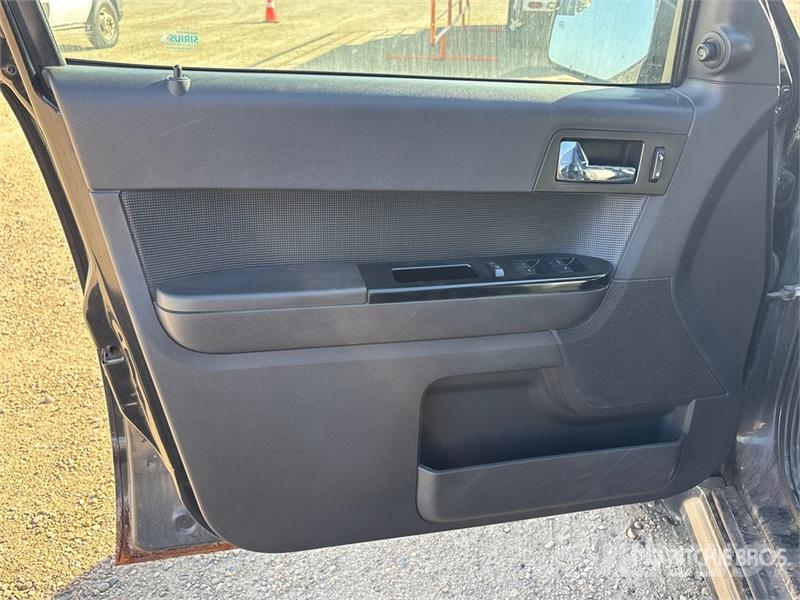 Ford Escape Voiture