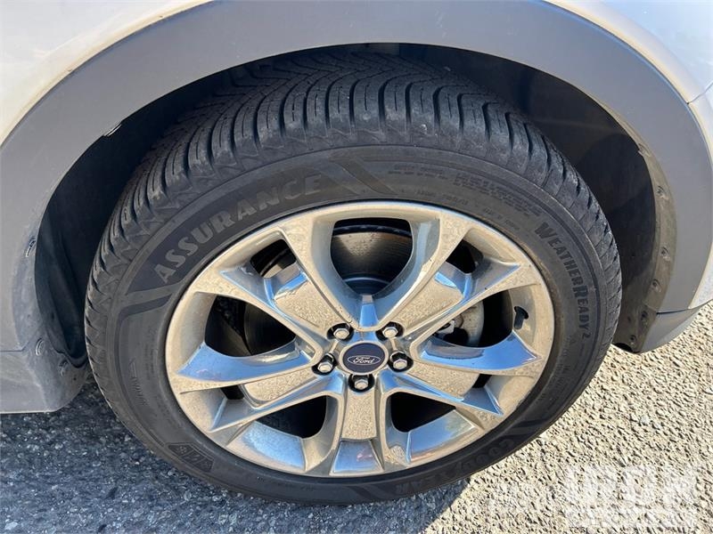 Ford Escape Voiture