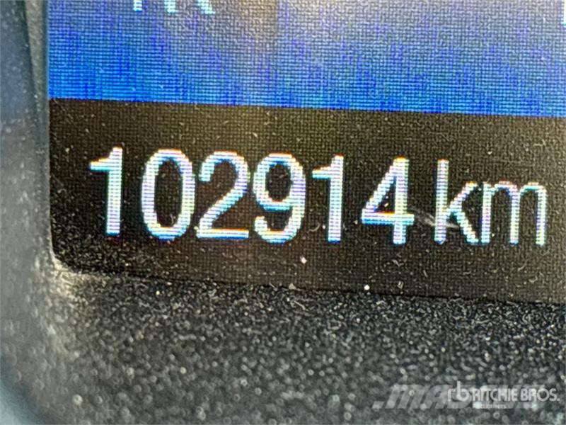 Ford Escape Automašīnas