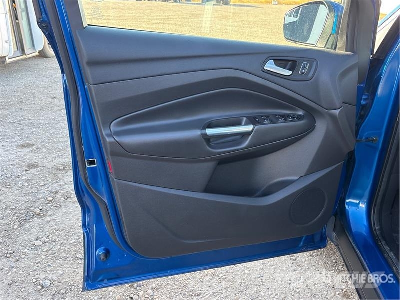 Ford Escape 4WD SUV Voiture