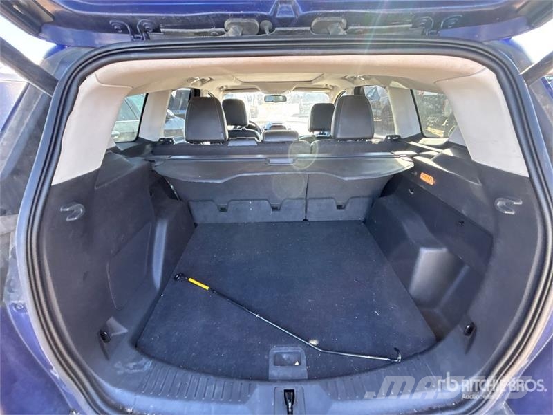 Ford Escape 4WD SUV Automobili