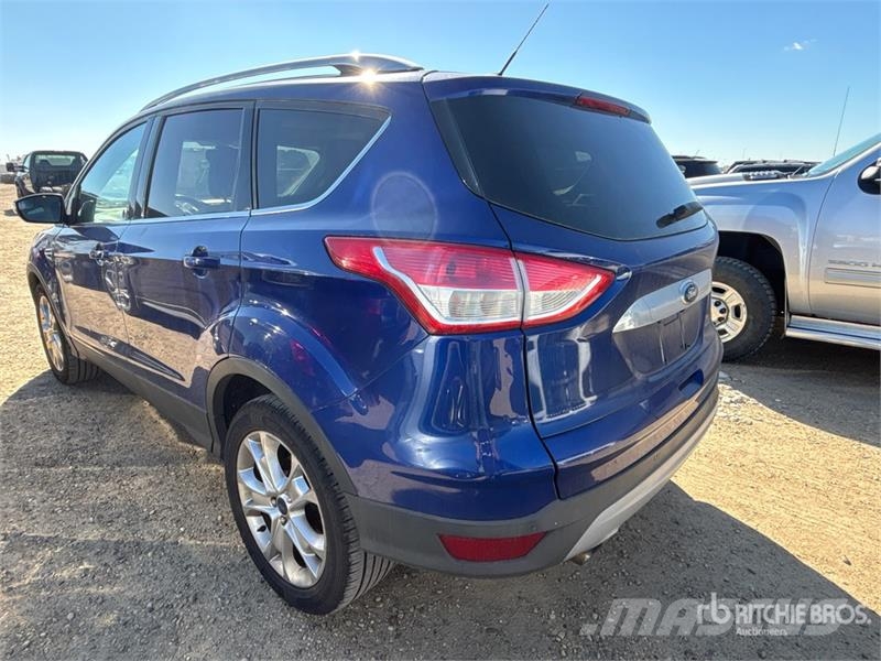 Ford Escape 4WD SUV Automobili