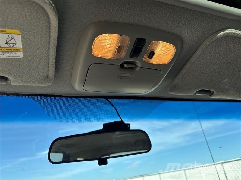 Ford Escape 4WD SUV Kistehergépjárművek