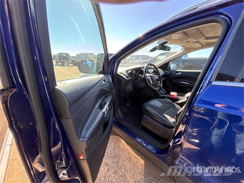 Ford Escape 4WD SUV Automobili