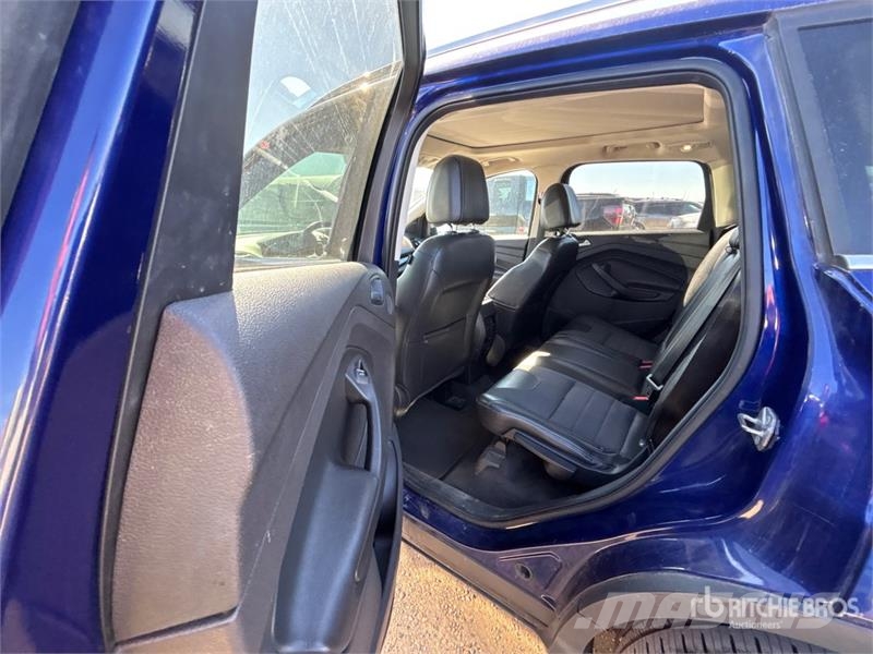 Ford Escape 4WD SUV Automobili