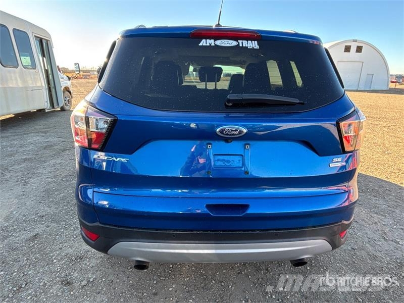 Ford Escape 4WD SUV Voiture