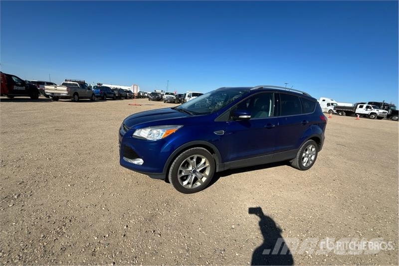Ford Escape 4WD SUV Automobili
