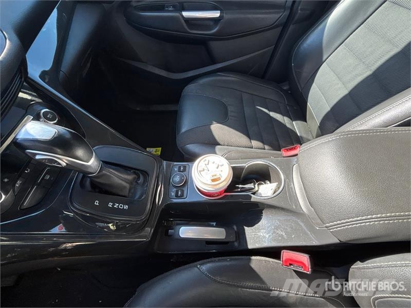 Ford Escape 4WD SUV Automobili
