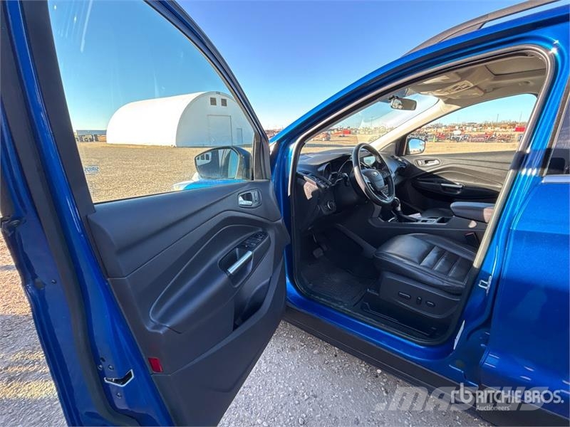 Ford Escape 4WD SUV Voiture