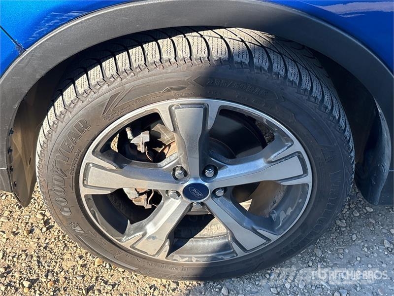 Ford Escape 4WD SUV Voiture