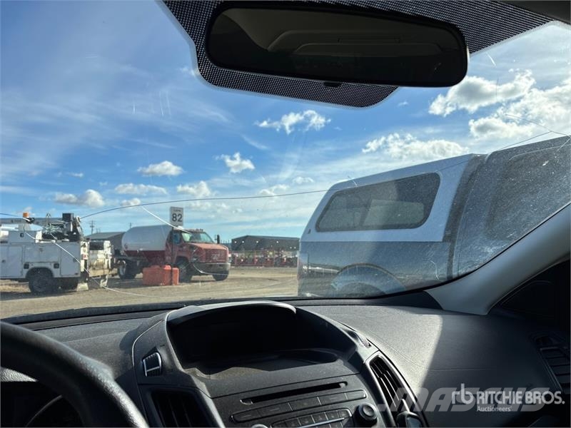 Ford Escape SE 2WD SUV (Inoperable) Auto's