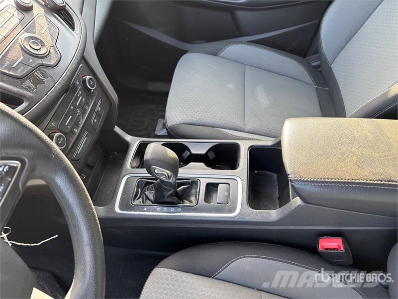 Ford Escape SE 2WD SUV (Inoperable) Auto's