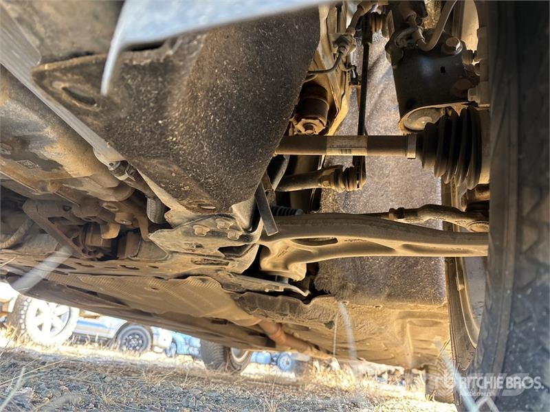 Ford Escape SE AWD SUV Kistehergépjárművek