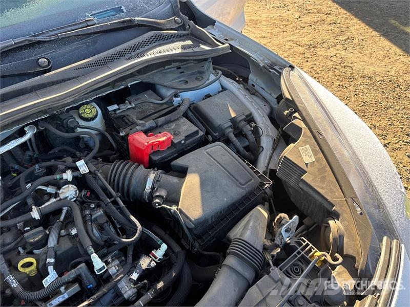 Ford Escape SE AWD SUV Kistehergépjárművek
