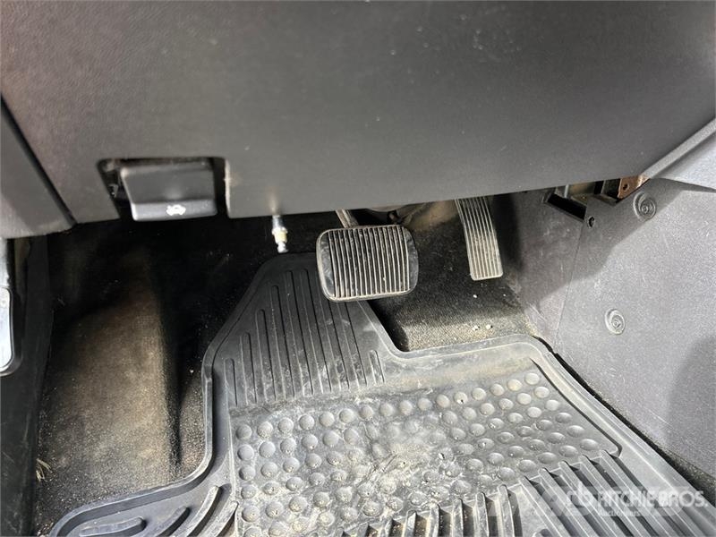 Ford Escape XLT AWD SUV سيارات