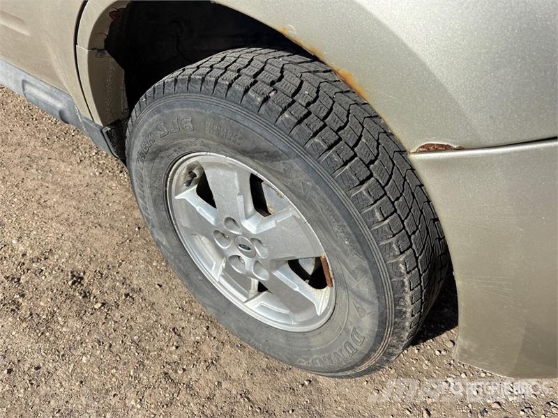 Ford Escape XLT SUV Biler
