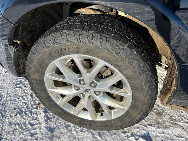 Ford Expedition Limited 4WD SUV Henkilöautot