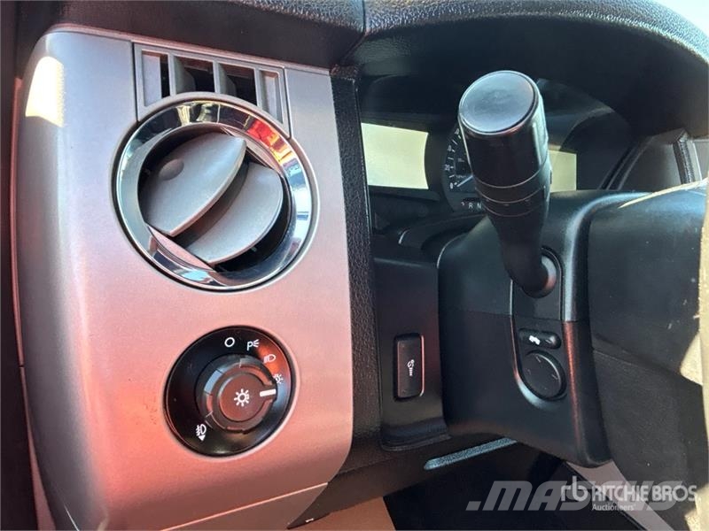 Ford Expedition Limited Max SUV Voiture