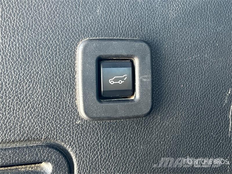 Ford Expedition Limited 4WD SUV Henkilöautot